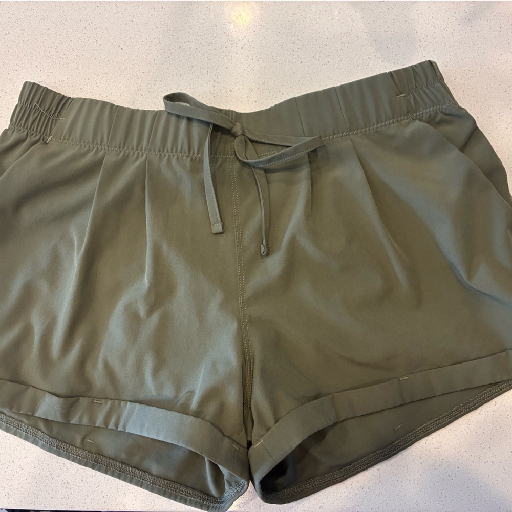 ZYIA Summer Shorts - Small